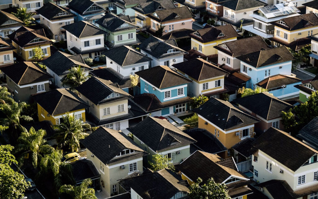 Comprar casa en urbanización o aislada - Goocasa